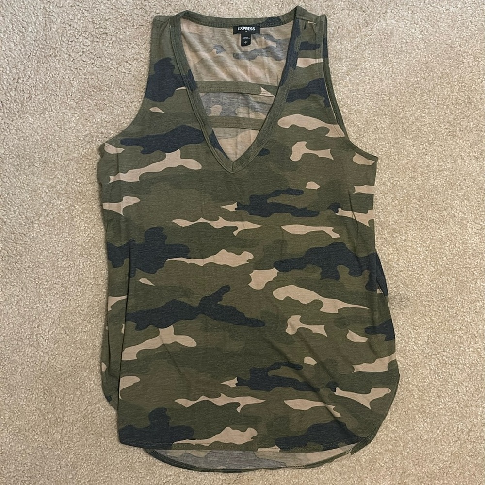 Express Women’s Tank Top, Camouflage Pattern, Size Small, Excellent Condition